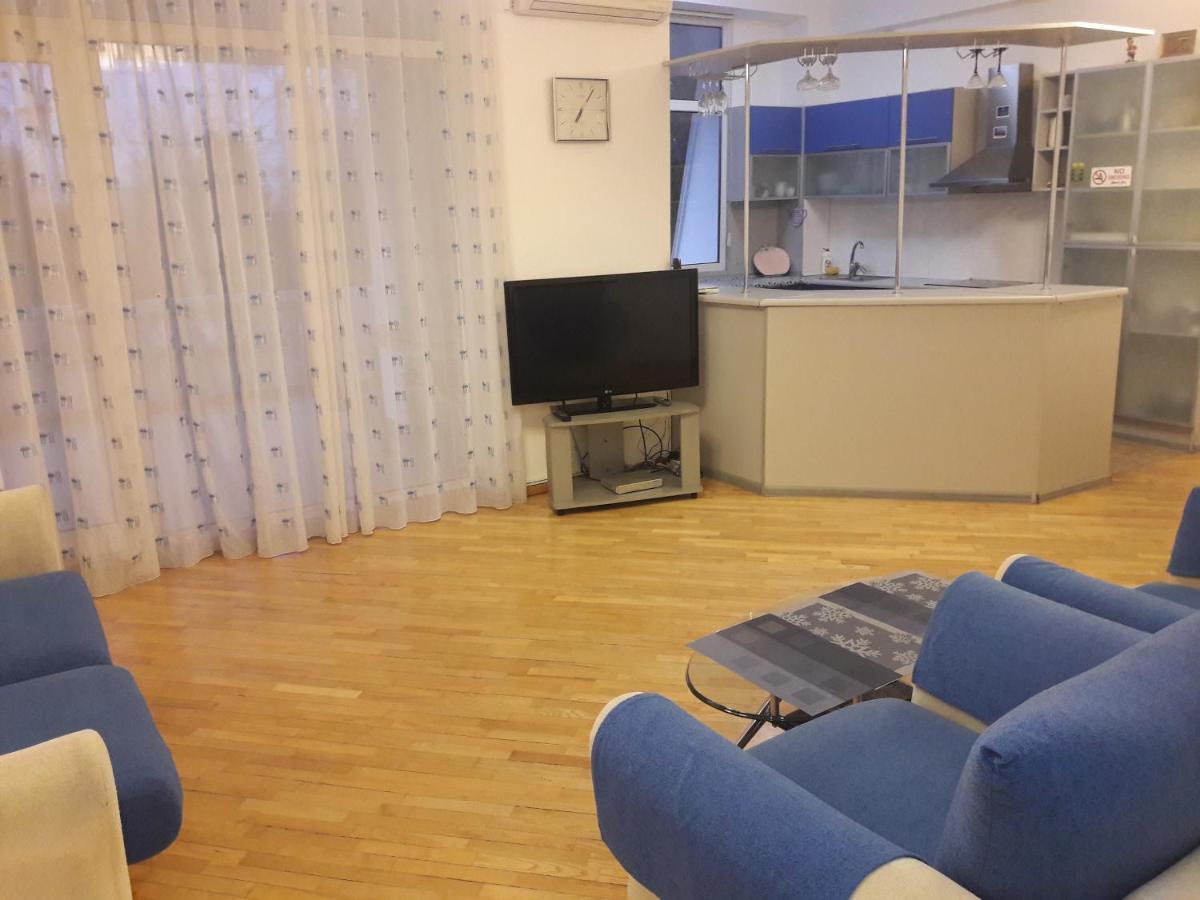 I See The Sea Nefchilyar Avenue 2 Bedroom Baku Exterior photo